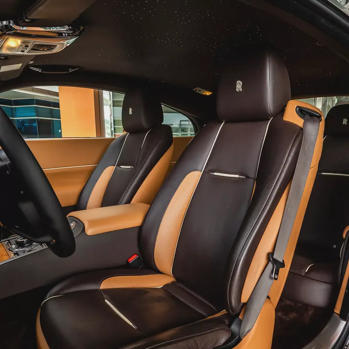 2017 | ROLLS ROYCE WRAITH  |  3 BUTTONS | STAR LIGHT | 45,000KM  | GCC-13-13