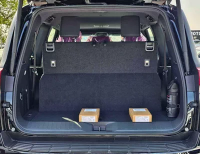 Toyota Land Cruiser GXR HIGH OPTION / 4.0L PETROL V6 / RADAR / REAR ENTERTAINMENT SCREENS  (CODE # GXR41H)-7