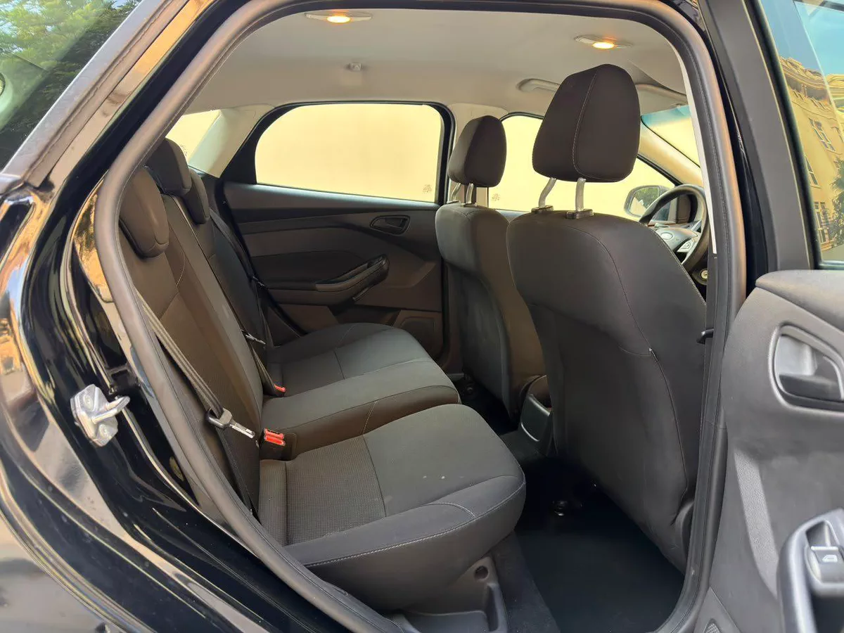 Gulf Specs 2018 FORD FOCUS 1.5Litre Ecoboost V4 Hatchback, Agency Maintained (Al-Tayer)-5-5