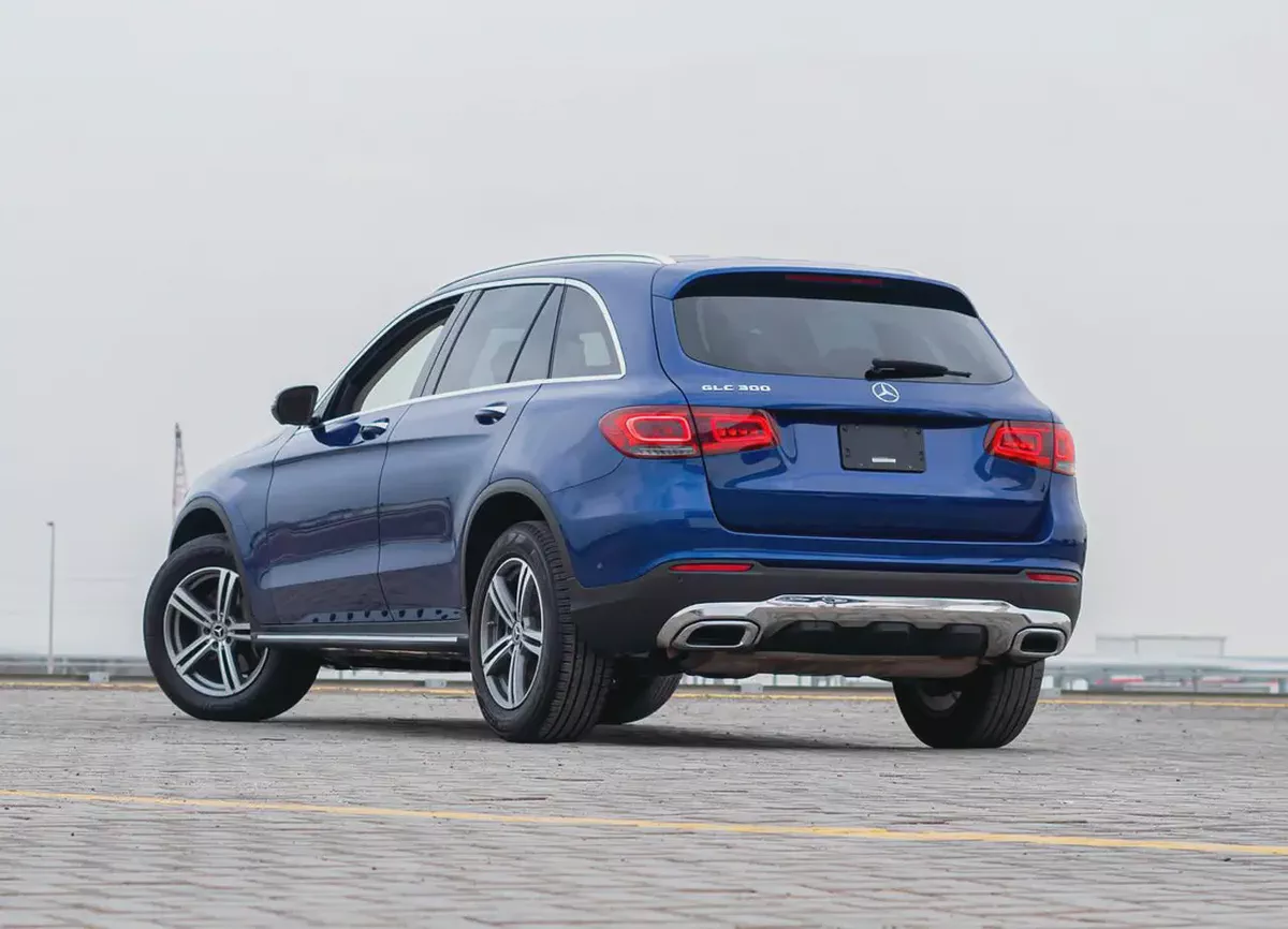 Mercedes-Benz GLC 300, 2020, American Specs-2-2