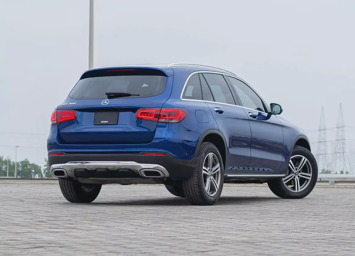 Mercedes-Benz GLC 300, 2020, American Specs-3-3