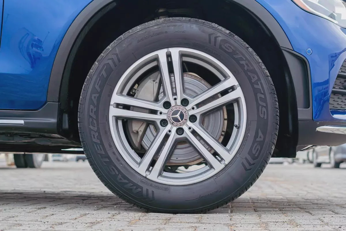 Mercedes-Benz GLC 300, 2020, American Specs-5-5