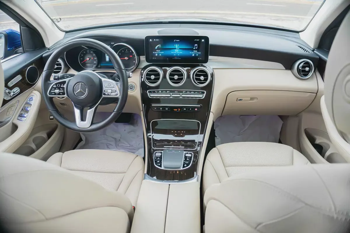 Mercedes-Benz GLC 300, 2020, American Specs-7-7