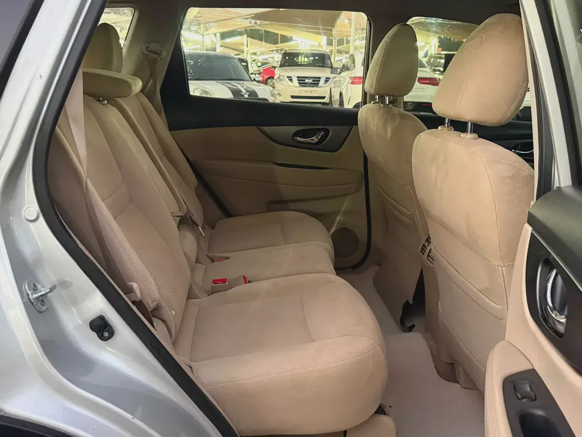 2016 Nissan X-Trail S GCC Specs-5-5