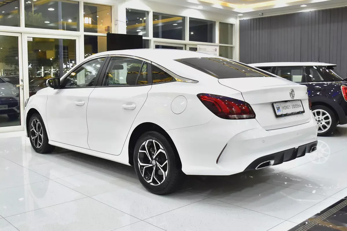 AED 539 EMi for 5Yrs | MG GT ( 2023 Model ) in White Color GCC Specs-6-6