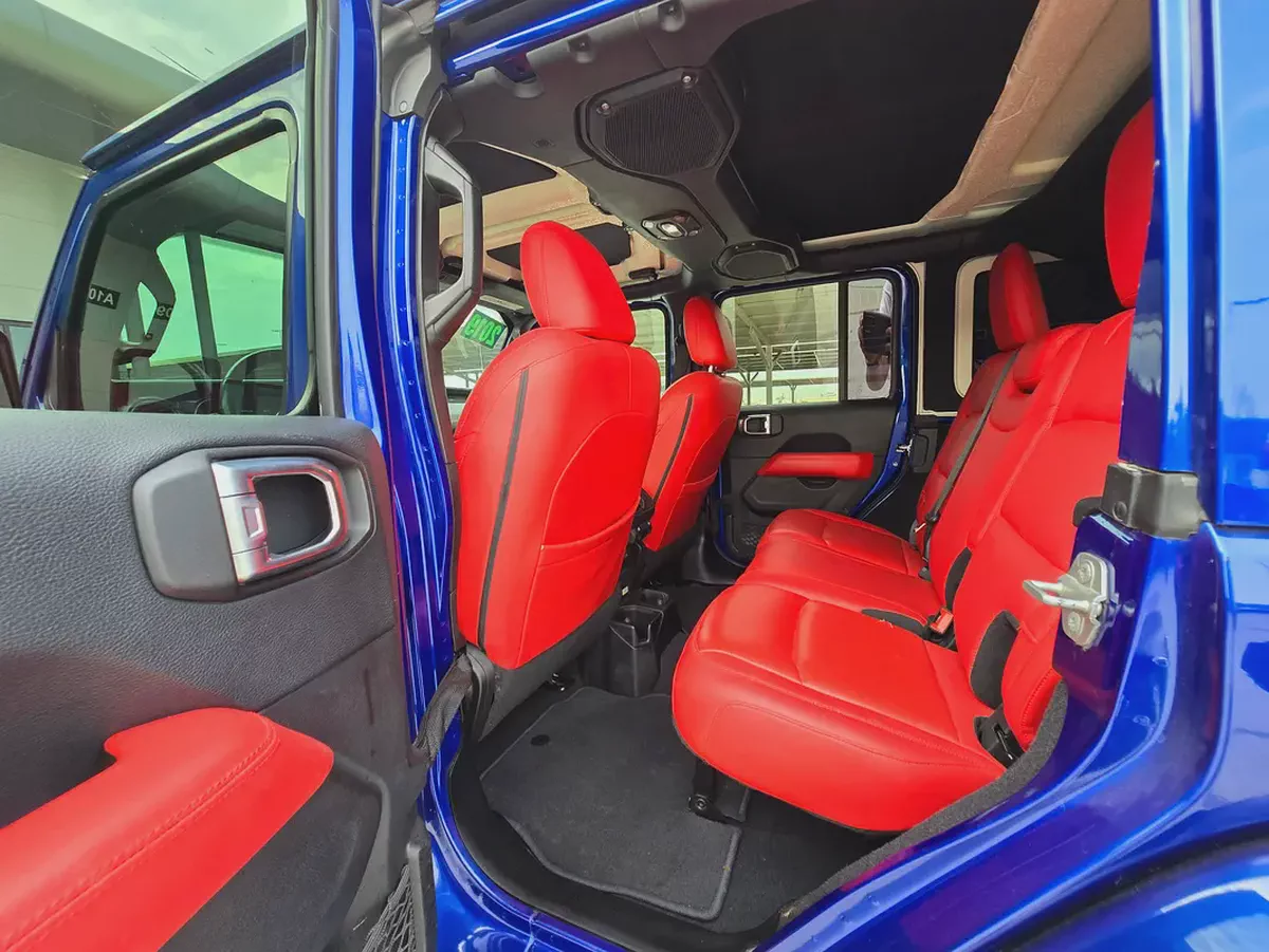 Jeep Wrangler Sahara 2019 - American Specs - GCC-10-10