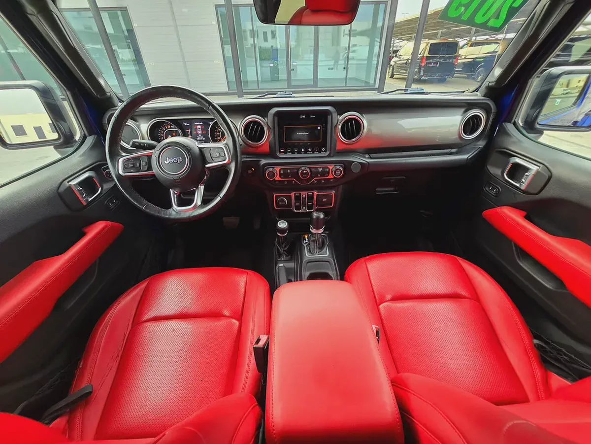 Jeep Wrangler Sahara 2019 - American Specs - GCC-14-14