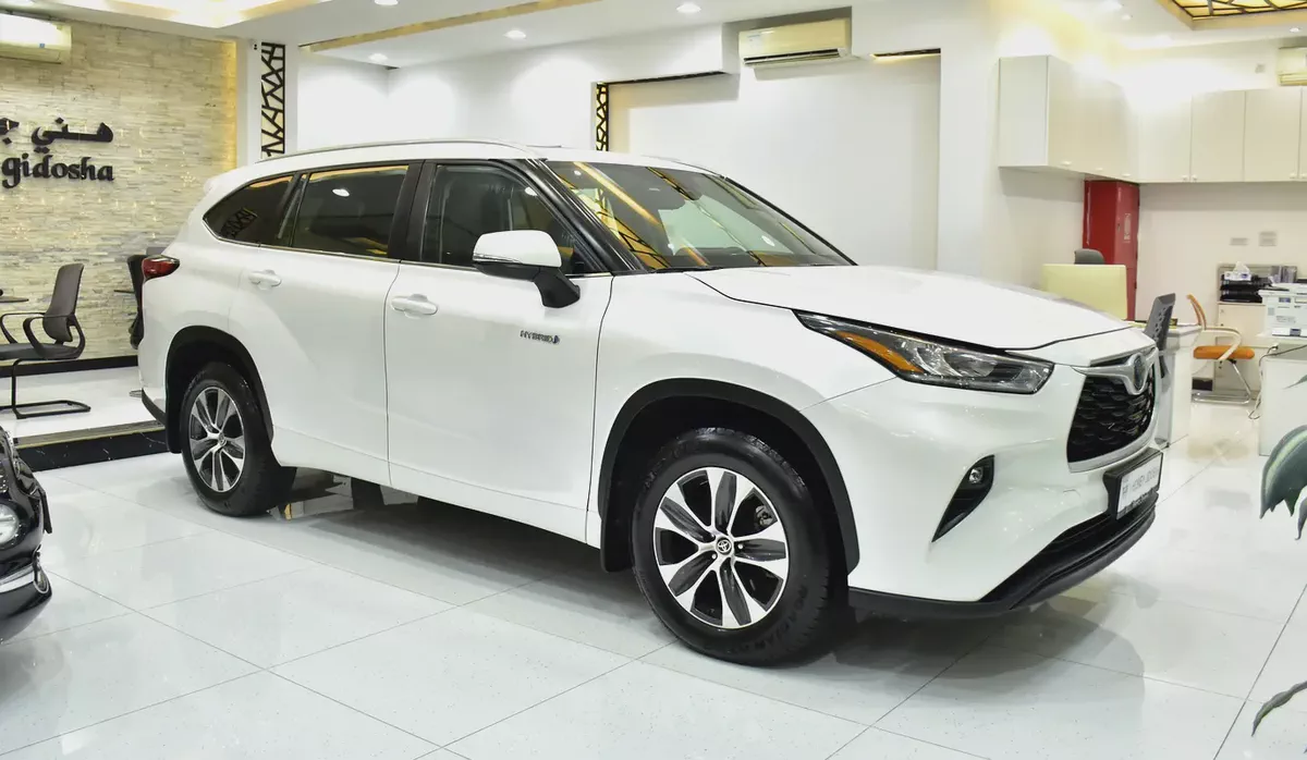 AED 2,082 EMi at 0% DP | Toyota Highlander Hybrid GLE ( 2023 Model ) in White Color GCC Specs-2-2