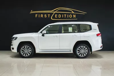 Toyota Land Cruiser GXR 2023 GCC Specs-2
