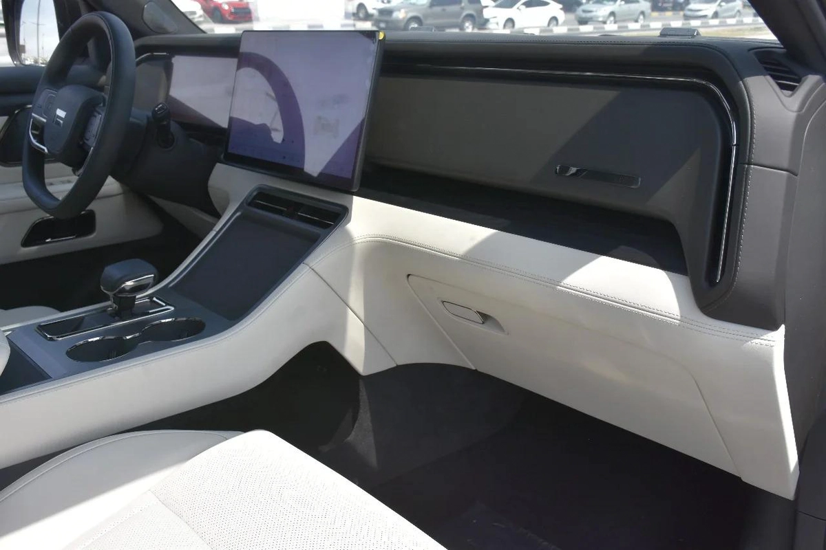 ROX 01 VIP SEATS WHITE INT 2025 | WHITE-5-5