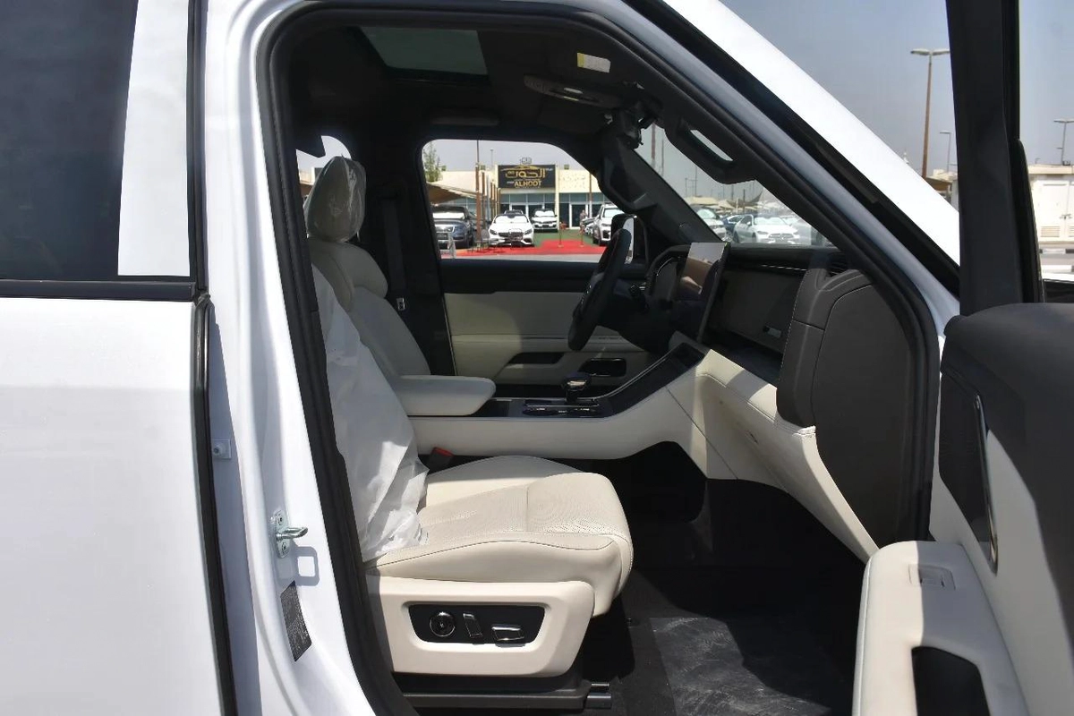 ROX 01 VIP SEATS WHITE INT 2025 | WHITE-13-13