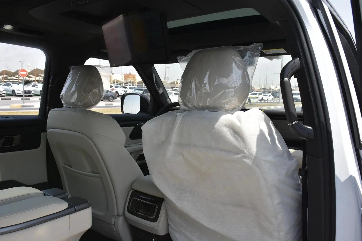 ROX 01 VIP SEATS WHITE INT 2025 | WHITE-22-22