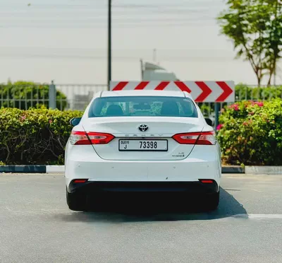Toyota Camry 2.5L LE GCC Specs Good Condition-4