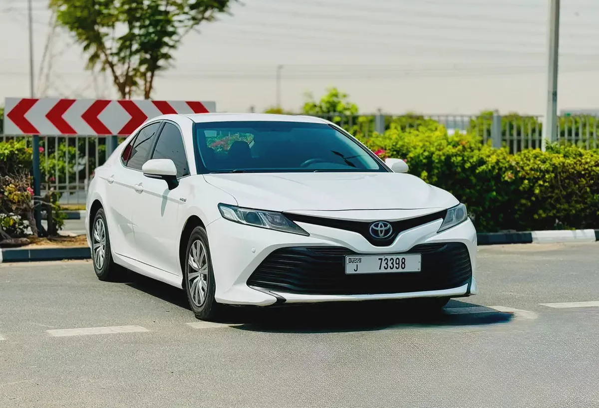 Toyota Camry 2.5L LE GCC Specs Good Condition-2-2