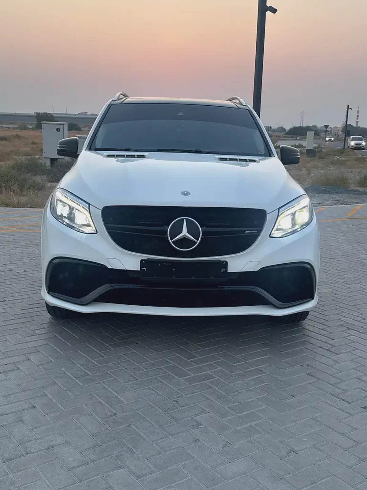 2014 Mercedes-Benz M-Class ML 350 - Luxury SUV-1-1