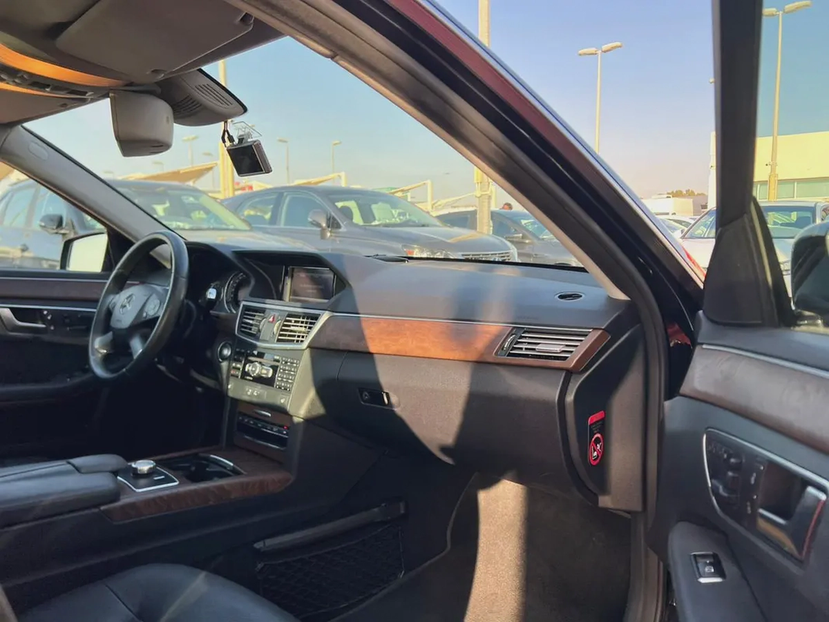 Mercedes-Benz E 300, 2013, Korean Specs Ref#993-8-8
