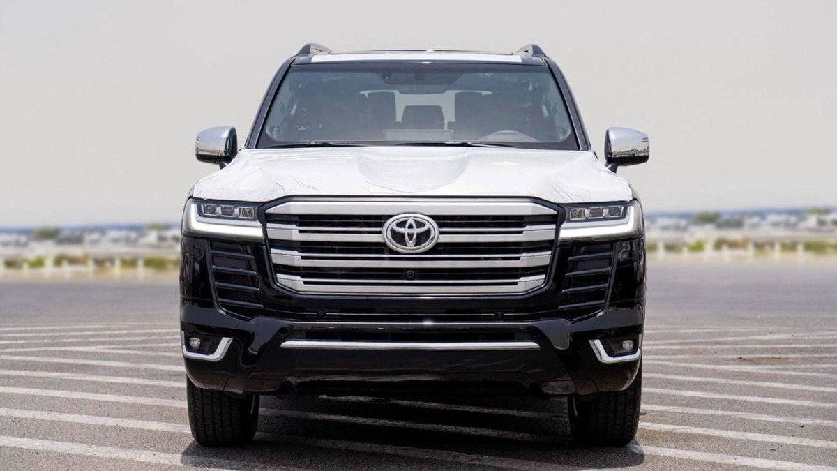 Toyota Land Cruiser LC300 VXR 3.5L PETROL TWIN TURPO MY2025-10-10