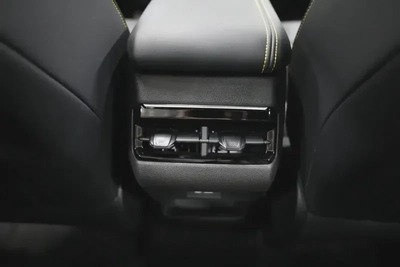 Geely coorlay-2