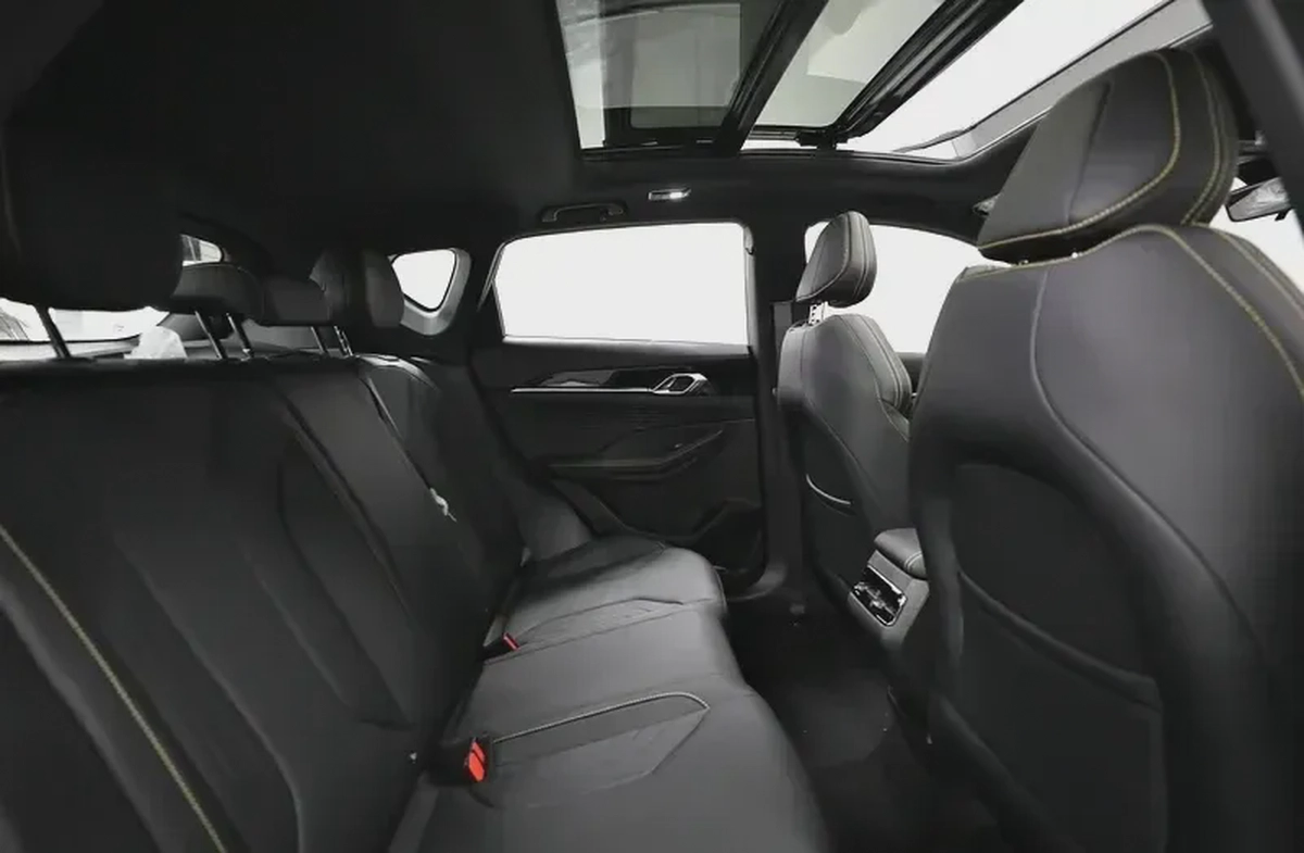 Geely coorlay-5-5