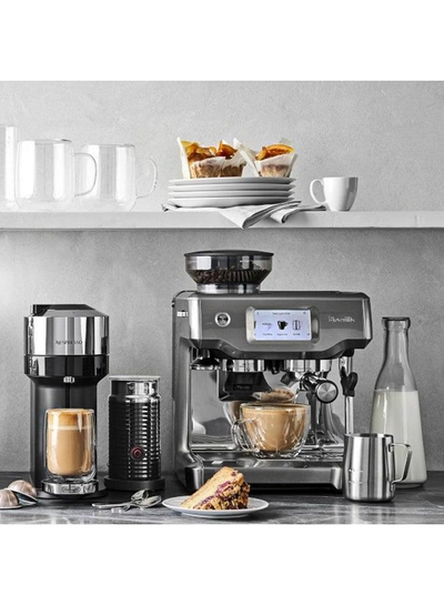 Breville Barista Touch Espresso Machine BES880BST – Touchscreen, One-Touch Recipes, Automatic Milk Frothing 2 L 1680 W BES880BST Black Stainless Steel-4