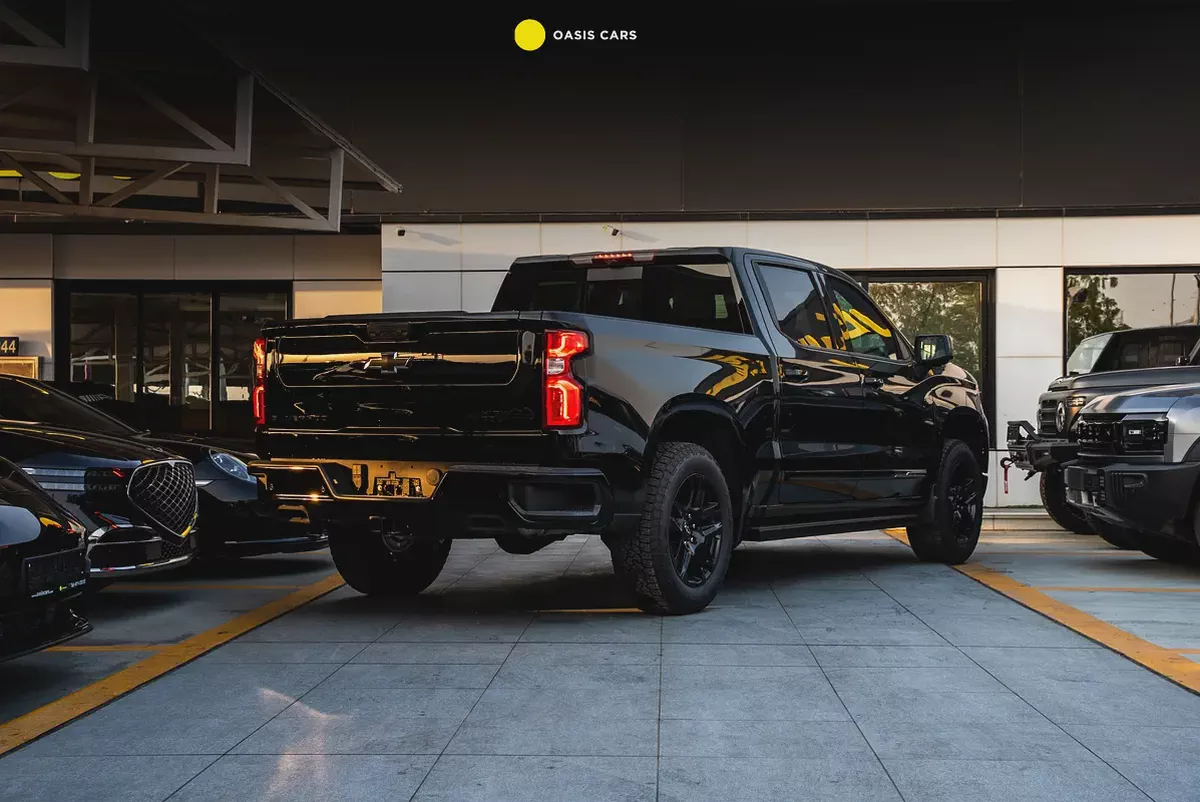 Chevrolet Silverado High Country 2026 Midnight package Brand New 3.0L Turbo Diesel V6-3-3