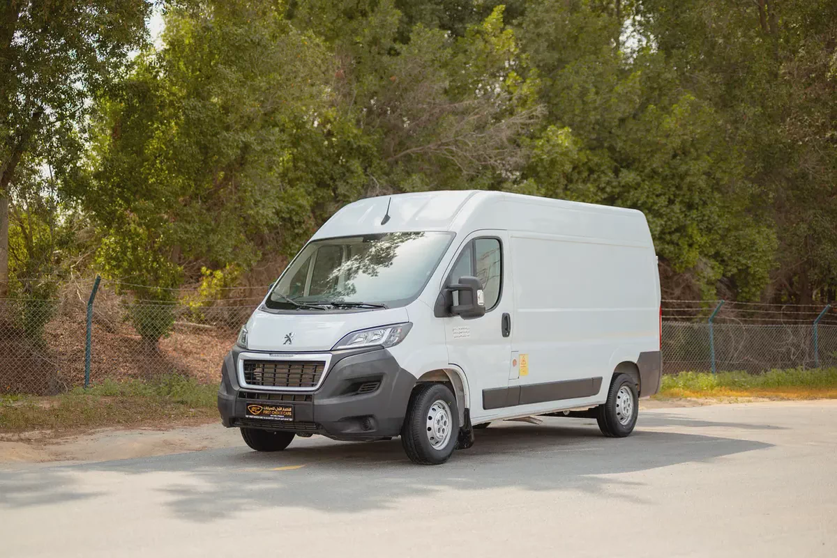 Peugeot Boxer Delivery Van | GCC Specs | Ref#P02696