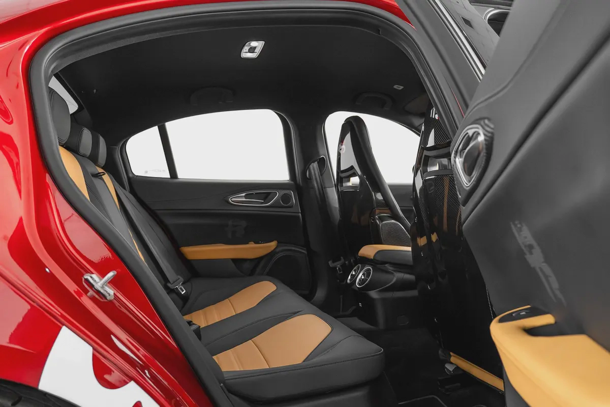 8,835 AED / 60 months | 0% DP | 2025 Alfa Romeo Giulia Quadrifoglio 115 Edition / Agency Warranty