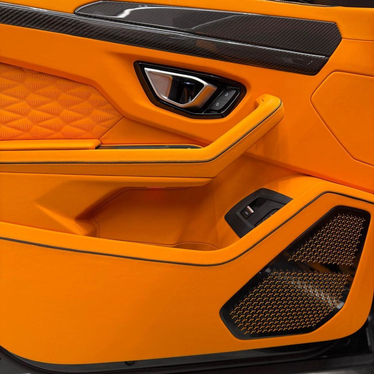 Lamborghini Urus STD S 4.0T V8 4.0T V8 | Mansory | Ultimate Tuned Super SUV | Head-Turning Design & Performance-5-0