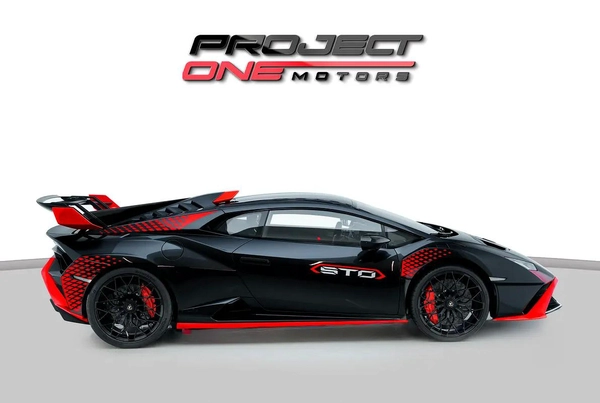 2021 LAMBORGHINI HURACAN STO