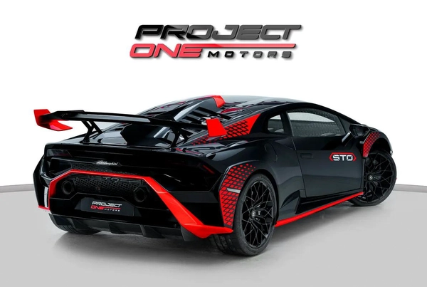 2021 LAMBORGHINI HURACAN STO
