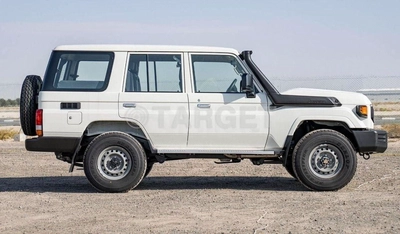 Toyota Land Cruiser 70 LX LC76 4.2L V6 DIESEL-6