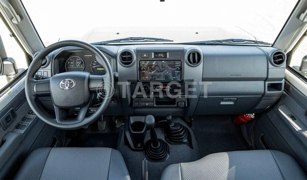 Toyota Land Cruiser 70 LX LC76 4.2L V6 DIESEL