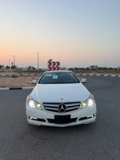 Mercedes Benz E350 2011-4