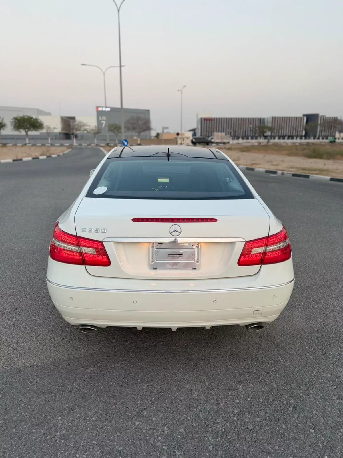 Mercedes Benz E350 2011-9-9