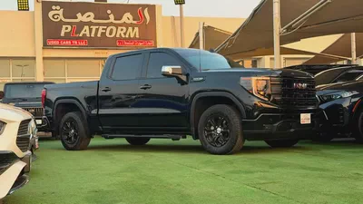 GMC Sierra Elevation V8 5.3L | Gcc Specs | Original paint under warranty-0