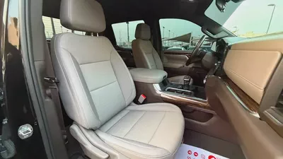 GMC Sierra Elevation V8 5.3L | Gcc Specs | Original paint under warranty-11