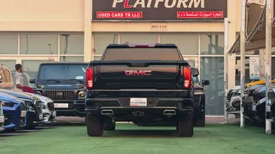 GMC Sierra Elevation V8 5.3L | Gcc Specs | Original paint under warranty-2