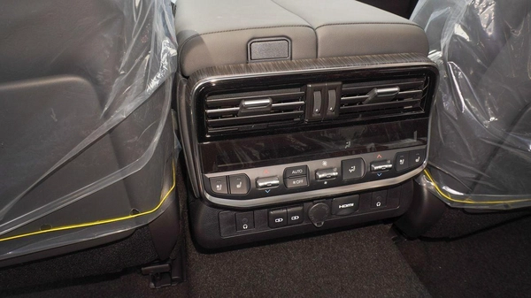 Toyota Land Cruiser VXS TWIN TURBO 3.5L