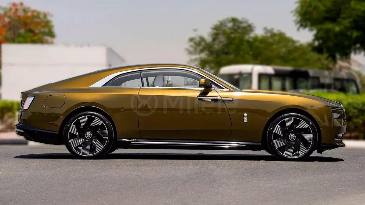 Rolls Royce Spectre STD-3-0