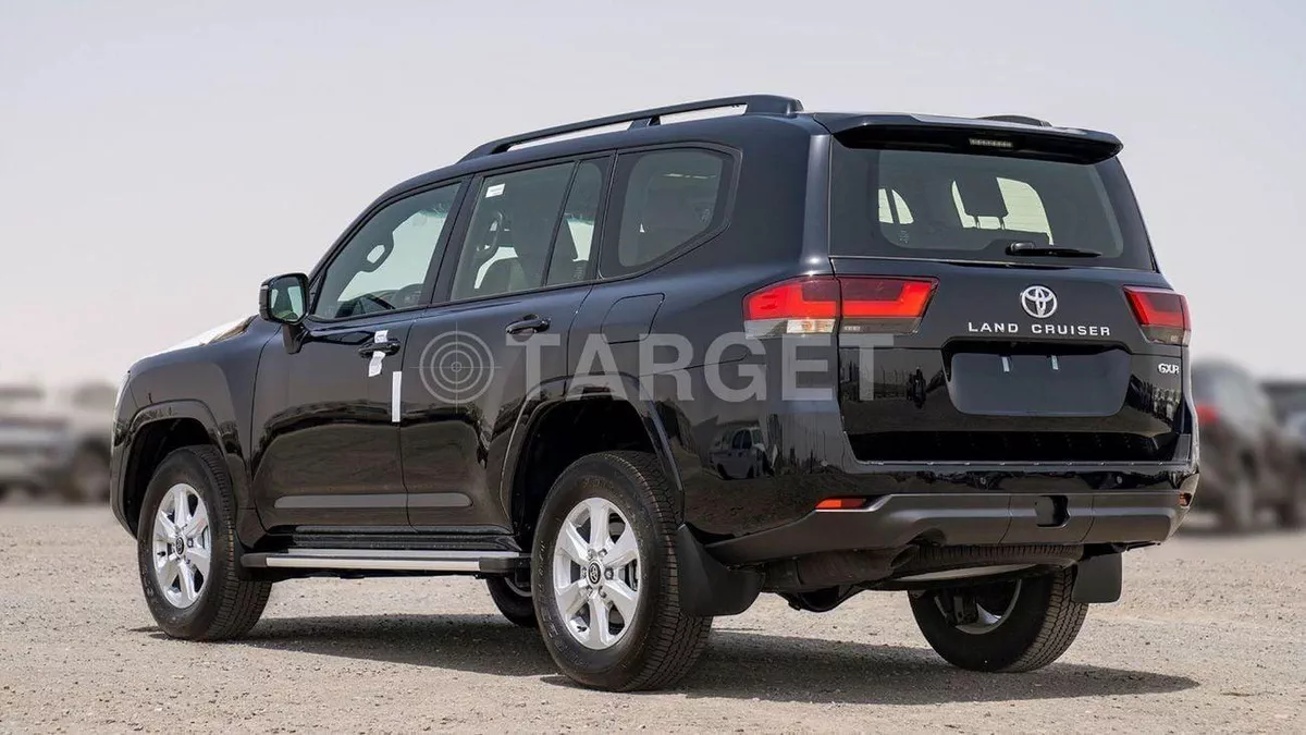 Toyota Land Cruiser GXR Toyota land cruiser Lc 300 GXR 3.3D AT 2025-5-0