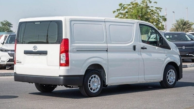 Toyota Hiace GL - Standard Roof 3.5L-4