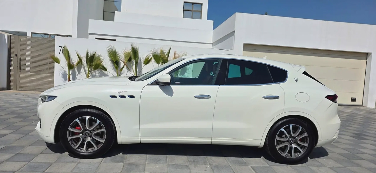 2022-Maserati Levante GT-Excellent Condition-Bank Finance Available-4-4