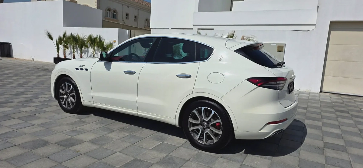 2022-Maserati Levante GT-Excellent Condition-Bank Finance Available-7-7