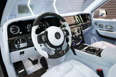 Rolls-Royce Cullinan Black Badge Original Mansory-11