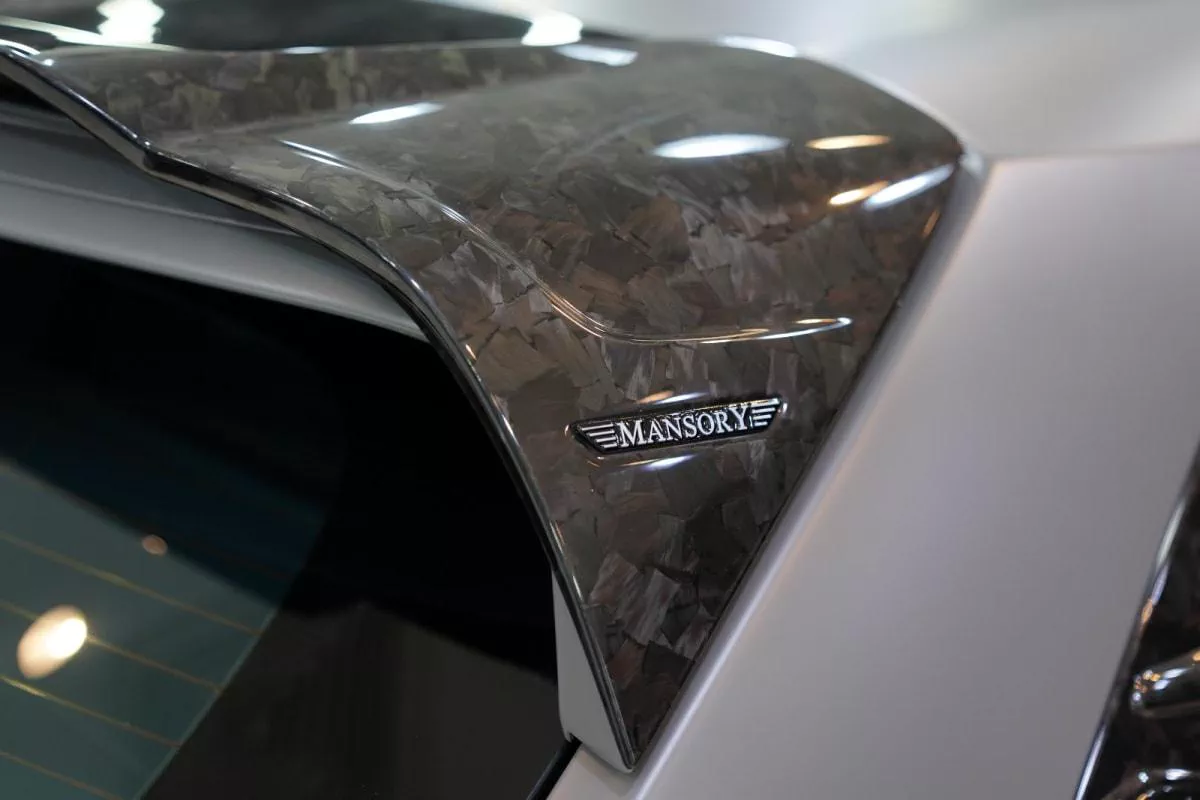 Rolls-Royce Cullinan Black Badge Original Mansory-2-2
