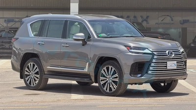 Lexus LX 700h Signature 2026 | GCC Specs | Brand New Luxury Hybrid-2