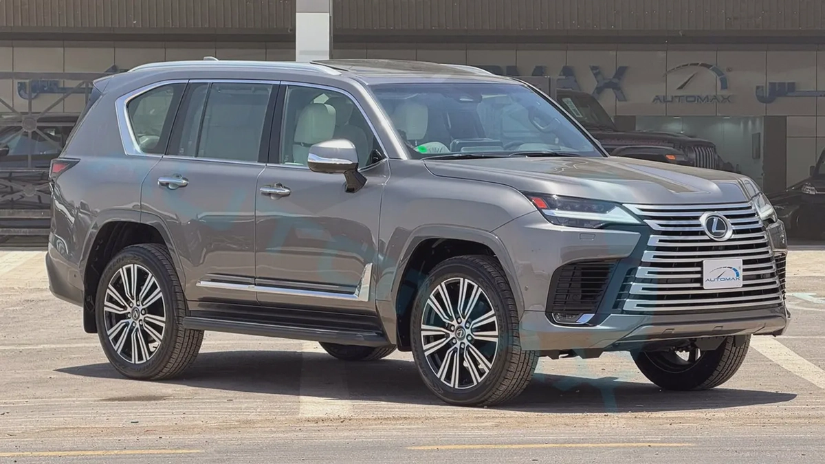 Lexus LX 700h Signature 2026 | GCC Specs | Brand New Luxury Hybrid-2-2