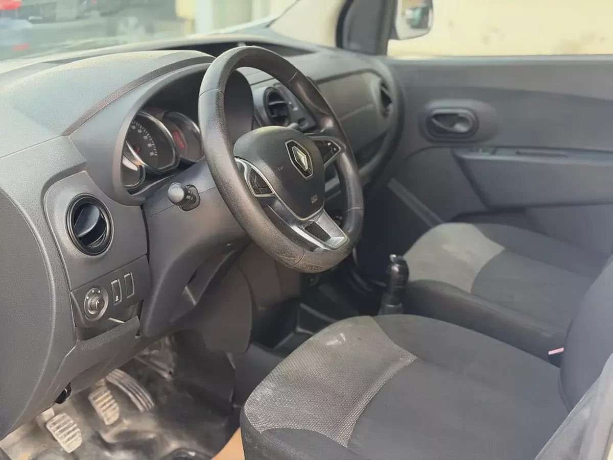 Renault Dokker 2020 GCC Specs Excellent Condition-9-9