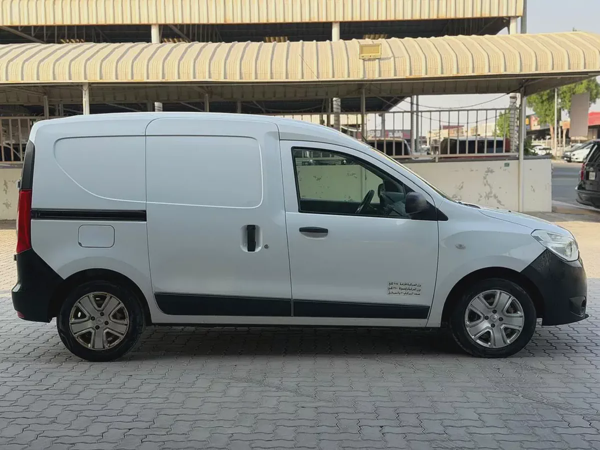Renault Dokker 2020 GCC Specs Excellent Condition-7-7