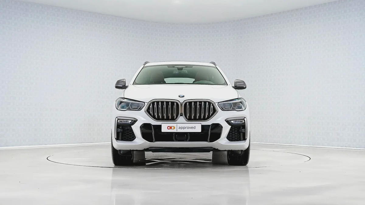 UAEs Very Best Example | AED 2,915 Per Month |  Low KM X6 M50i-7-7